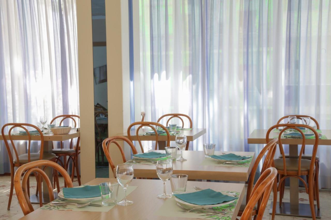 Hotel Norma ميسانو ادرياتيكو المظهر الخارجي الصورة